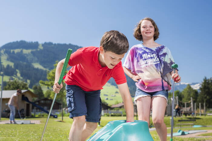 063_2019-07_sportzentrum-gstaad-sommer.jpg 063_2019-07_sportzentrum-gstaad-sommer.jpg